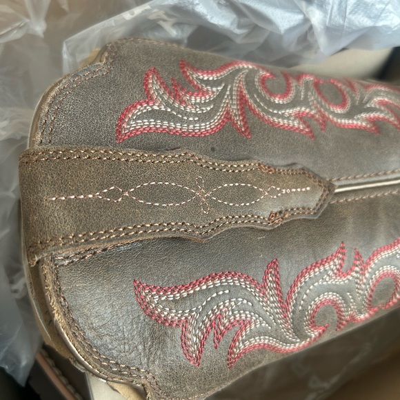 Ariat Women’s Hybrid Rancher Brown StretchFit Western Boot WST- NWOT Size 6.5B - Picture 8 of 11